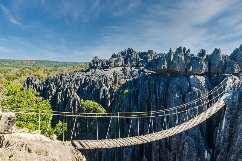 Rope bridge crossing the Tsingy stone maze