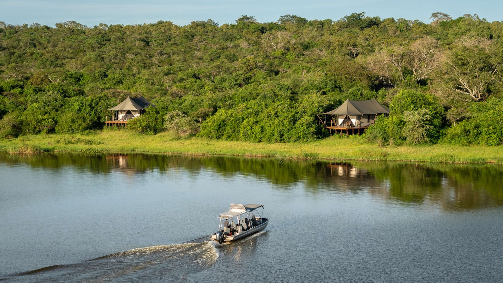 Boat safari country on Lake Ihema